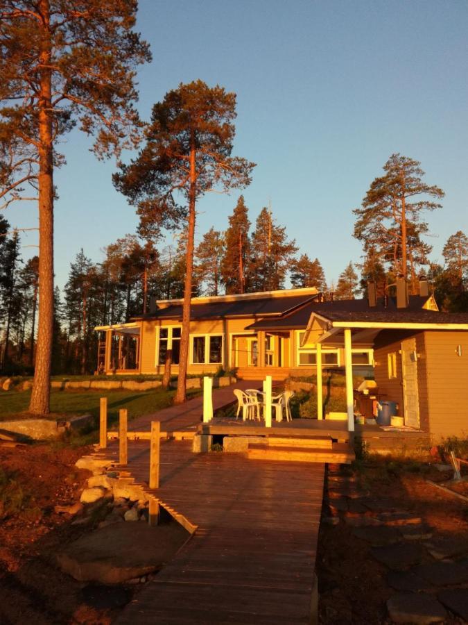 Chalet Norva 罗瓦涅米 外观 照片