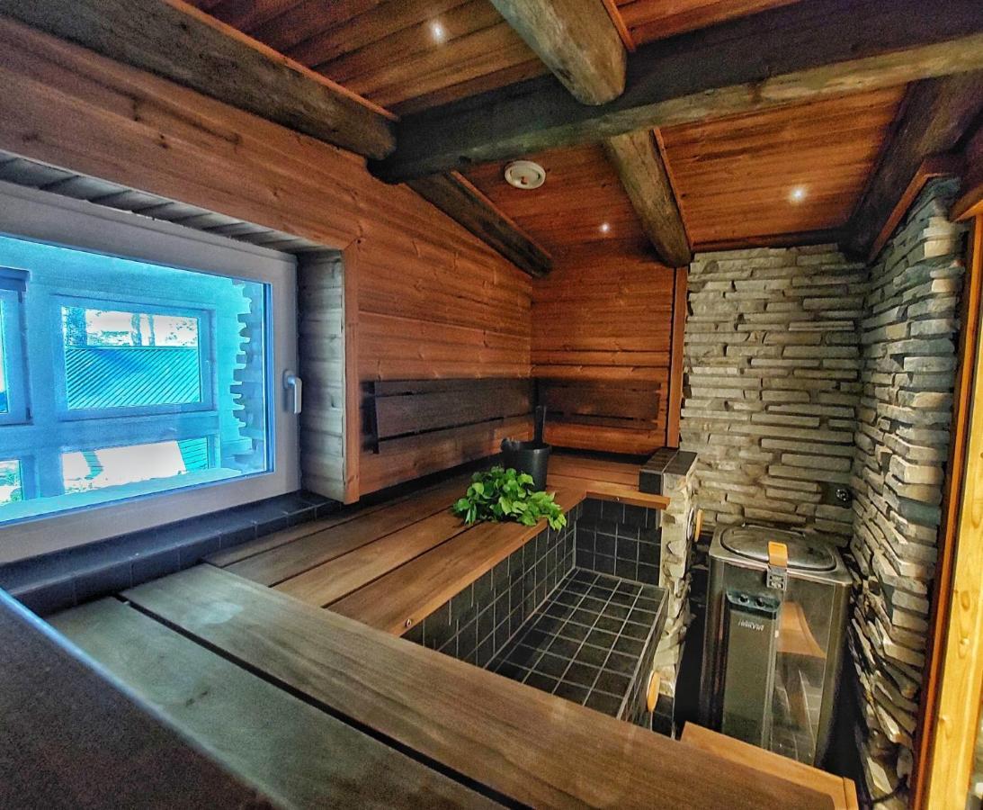 Chalet Norva 罗瓦涅米 外观 照片