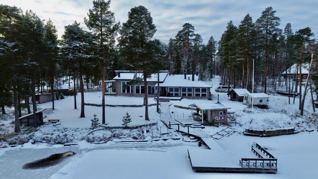 Chalet Norva 罗瓦涅米 外观 照片